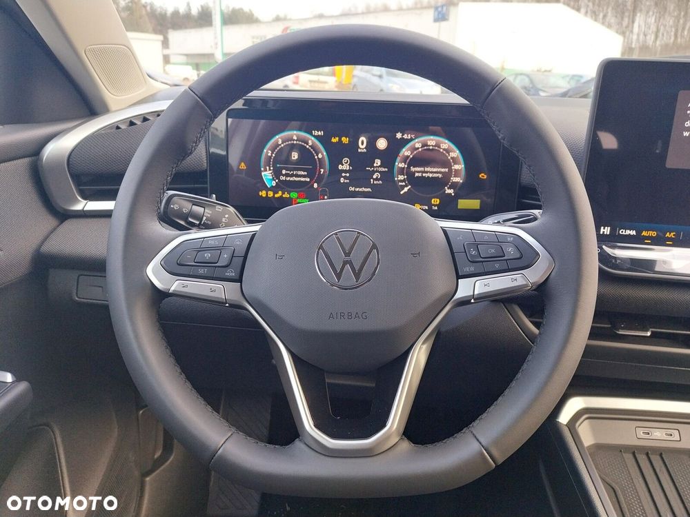 Volkswagen T-Roc - 9