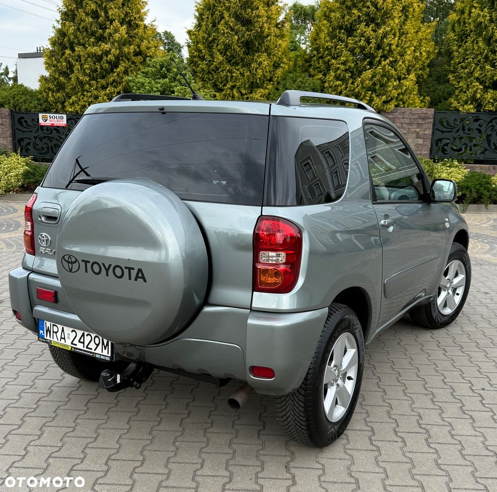 Toyota RAV4 - 13