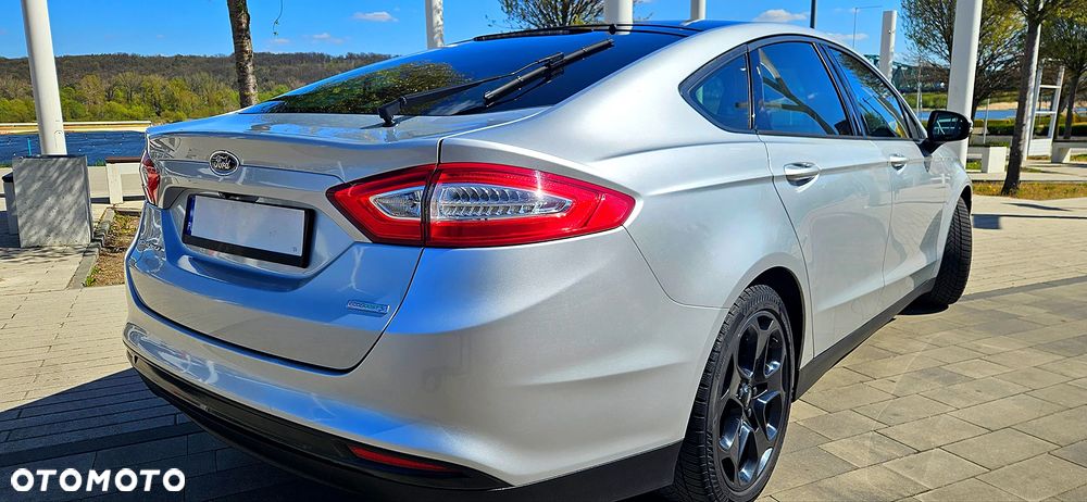 Ford Mondeo 1.5 EcoBoost Ambiente Plus - 17