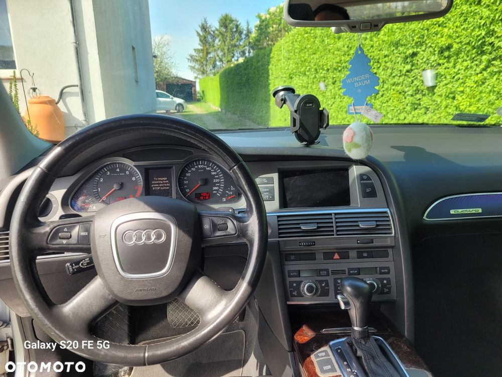 Audi A6 Limousine 3.2 FSI Quattro Tiptronic - 4