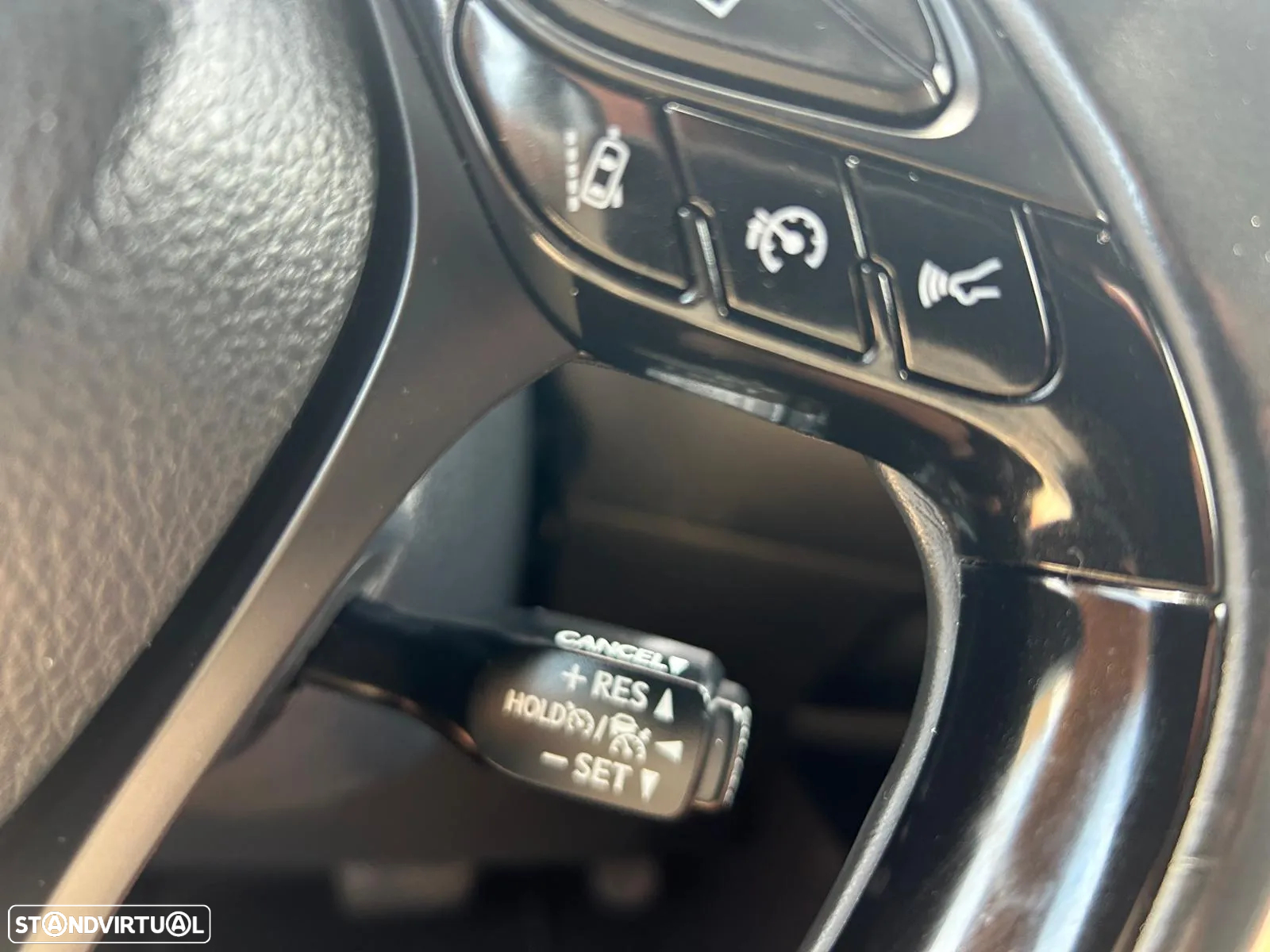 Toyota C-HR 1.8 HSD Exclusive+P.Luxury - 19