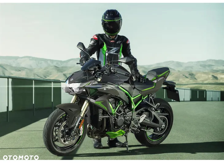 Kawasaki H2 - 5