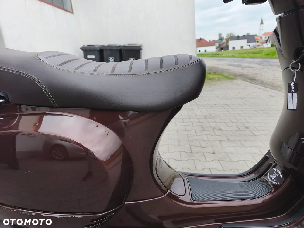 Piaggio Vespa - 20
