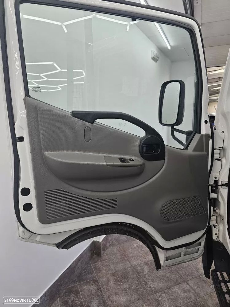 Nissan cabstar nt400 35.13 - 36