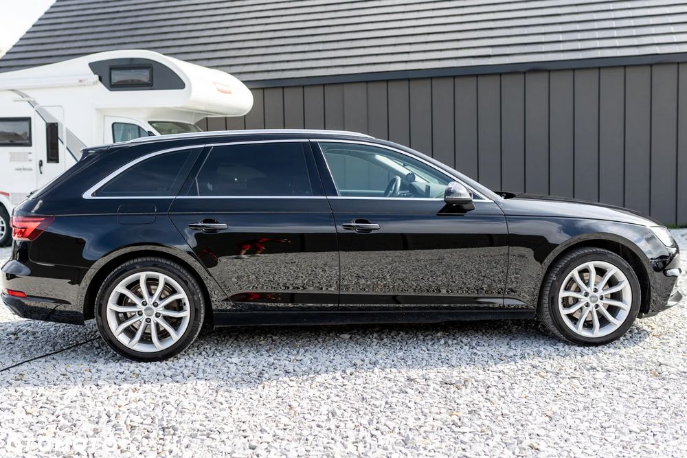 Audi A4 Avant 40 TDI quattro S tronic - 30