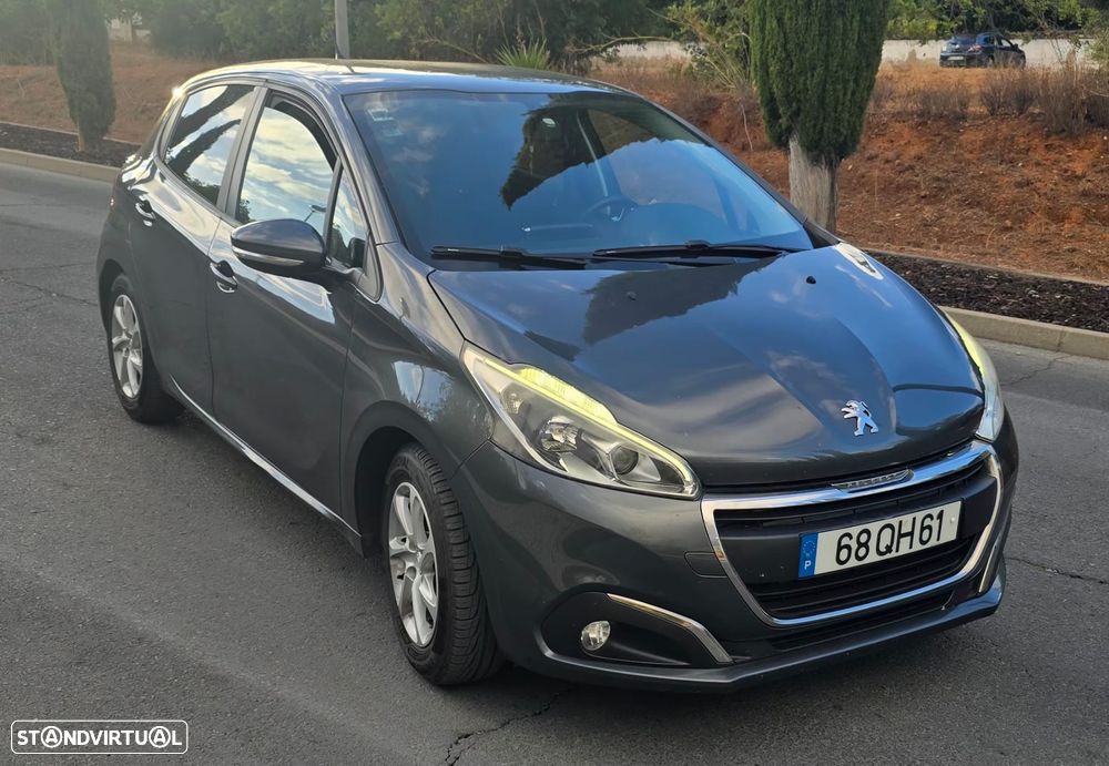 Peugeot 208 1.4 HDi Active - 1