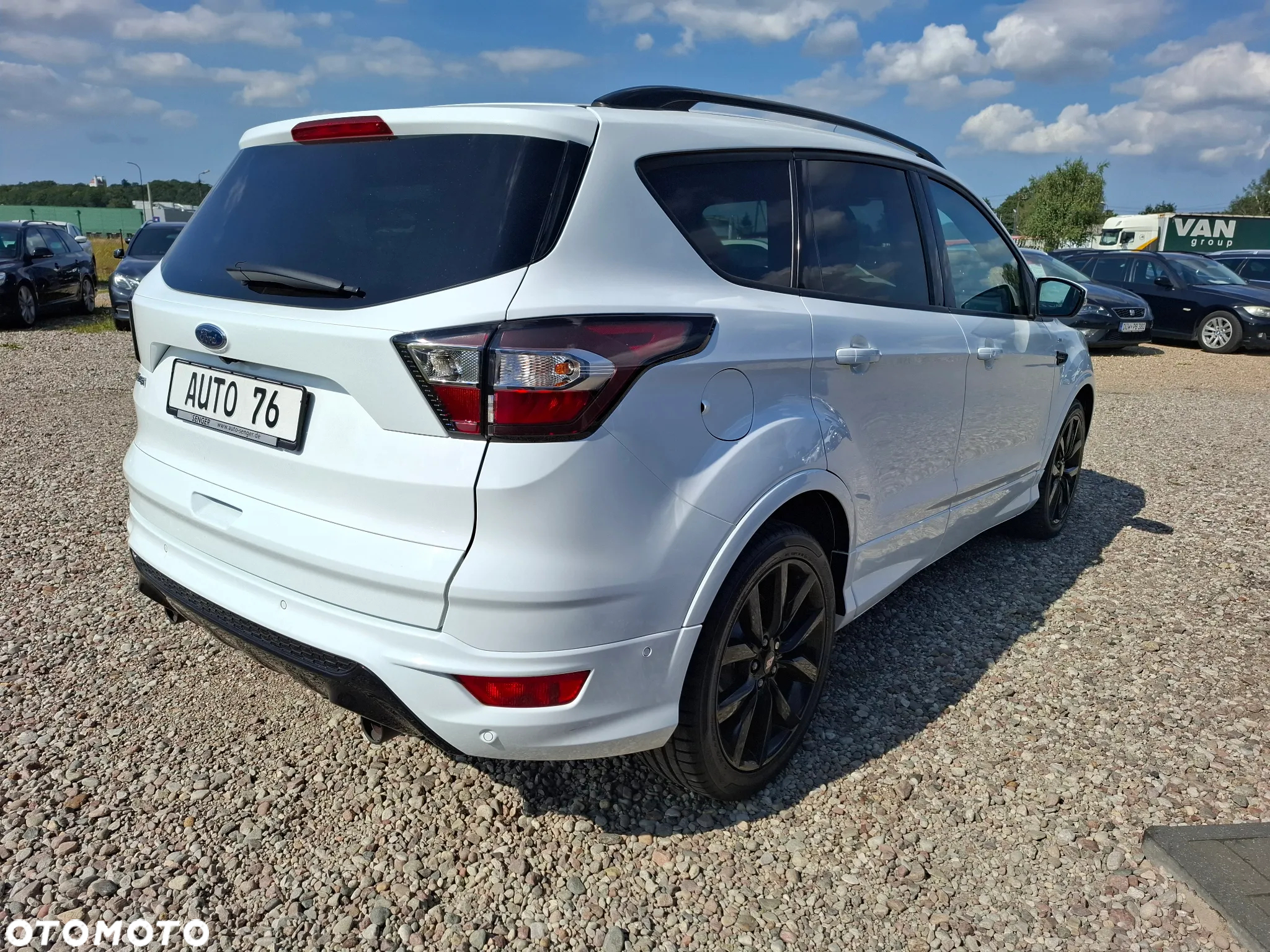 Ford Kuga 2.0 TDCi 2x4 ST-Line - 13