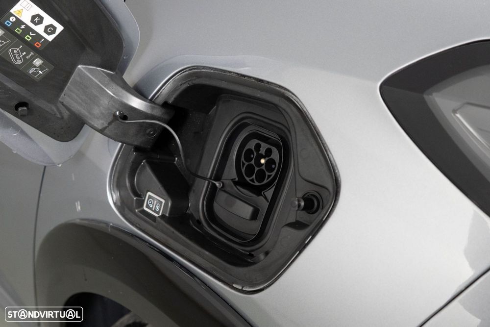 Peugeot e-208 50 kWh GT - 17