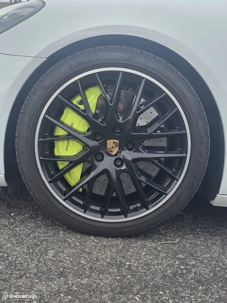 Porsche Panamera Sport Turismo Turbo S E-Hybrid - 4