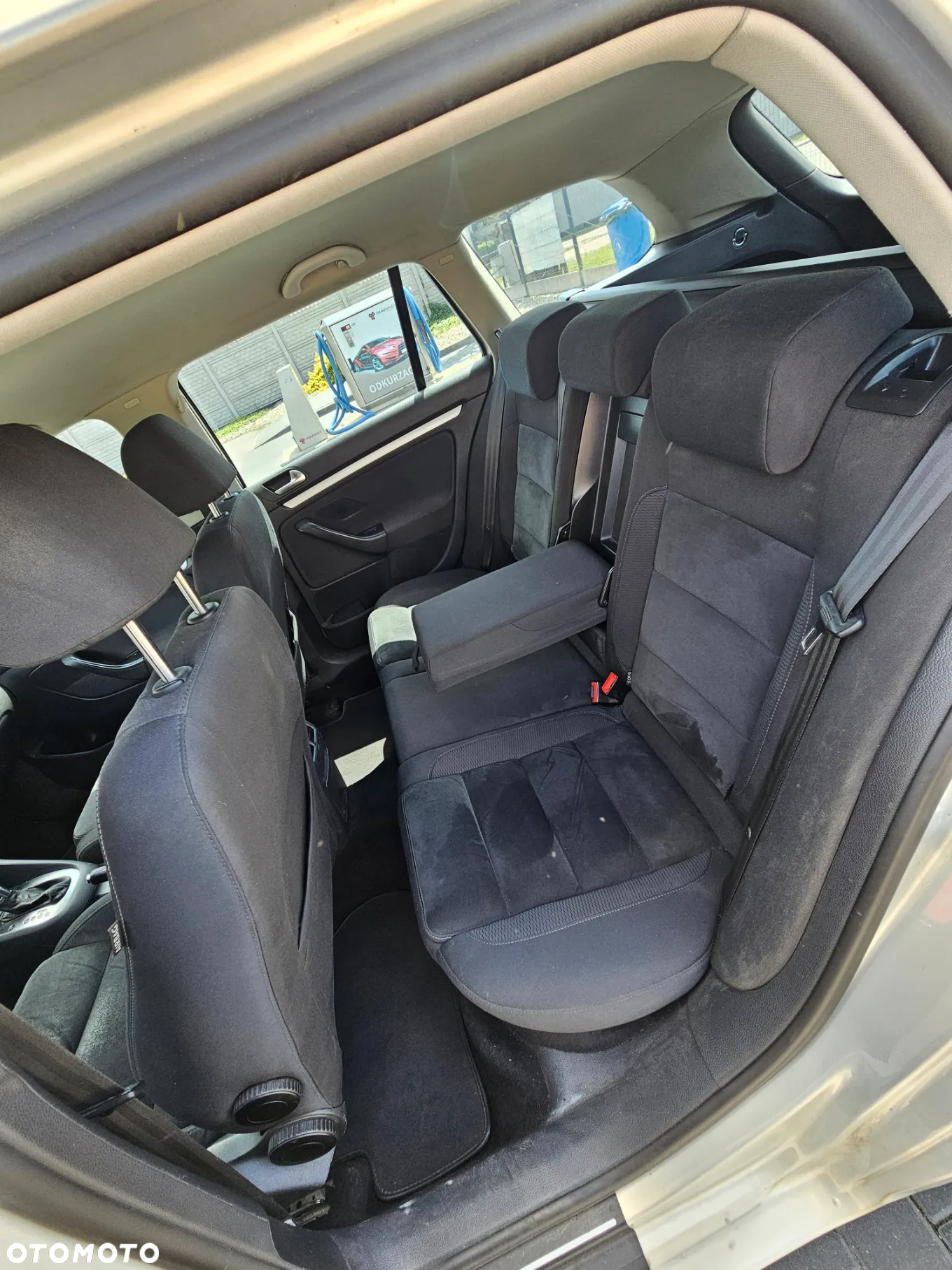 Volkswagen Golf VI 2.0 TDI Highline DSG - 10