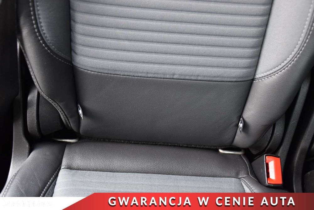 Ford Kuga 1.5 EcoBoost 2x4 Titanium - 20