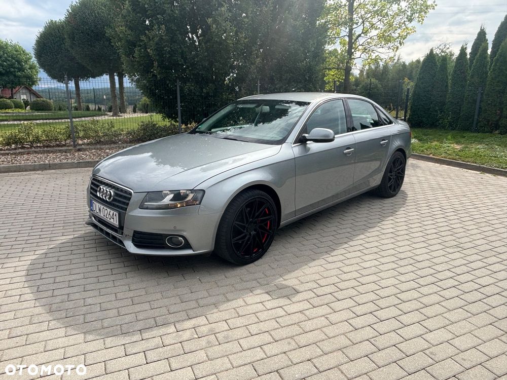 Audi A4 Limousine 2.0 TDI Limited Edition - 1