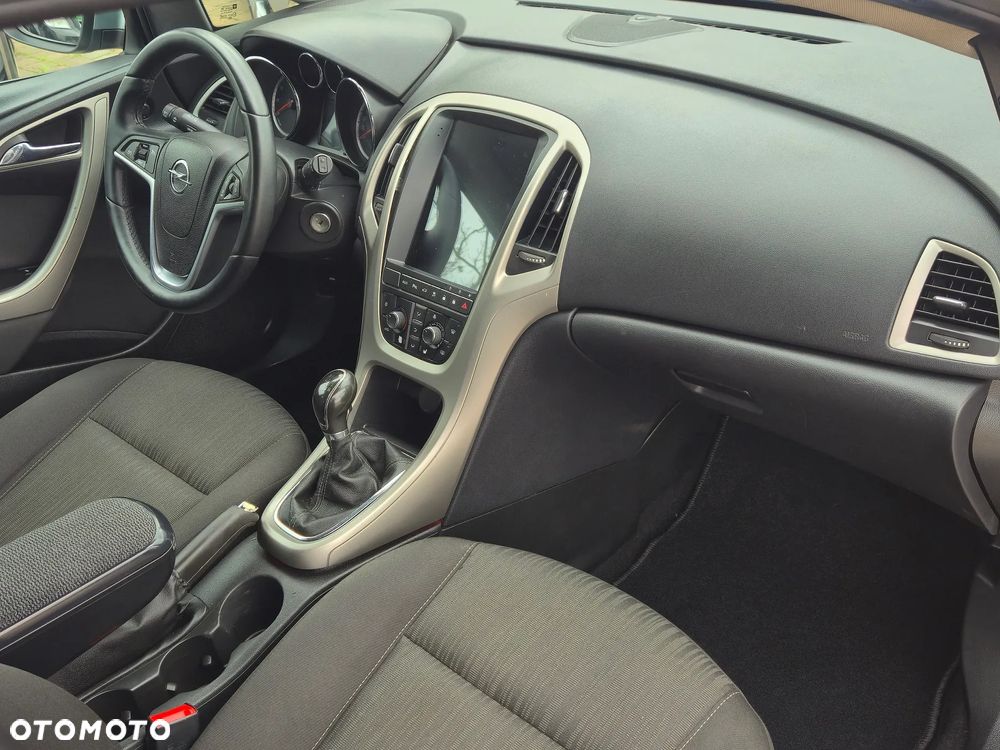 Opel Astra 1.4 Turbo Design Edition - 22