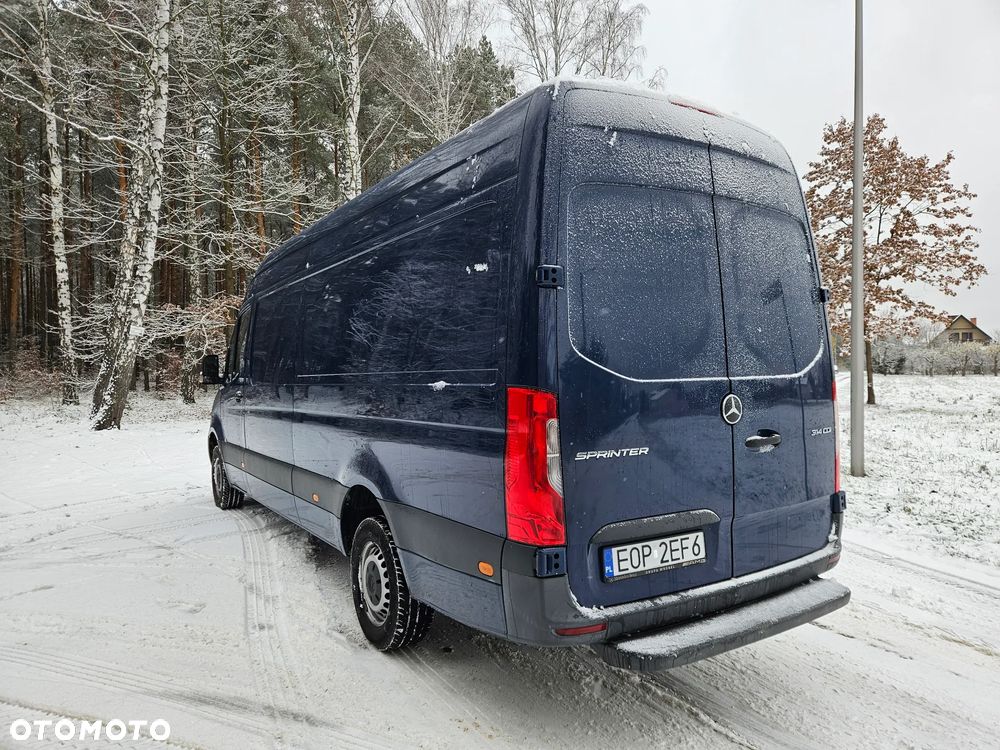 Mercedes-Benz Sprinter - 9