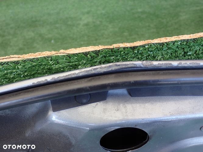 MERCEDES W204 204 C-KLASA 07-10 maska - 11