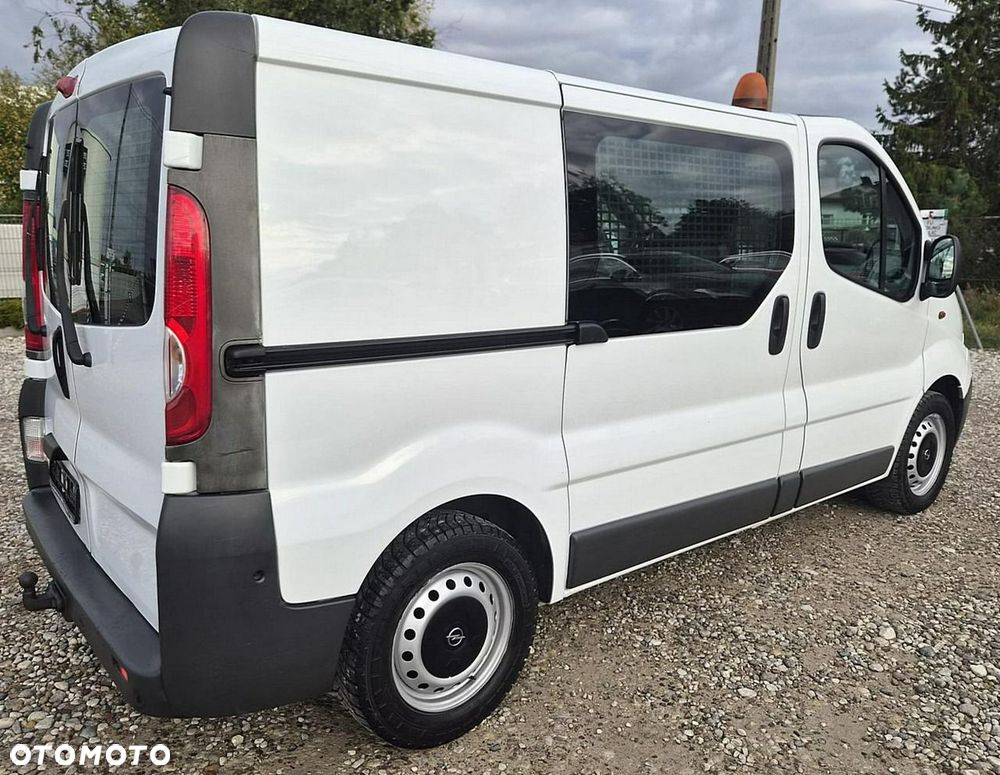 Opel Vivaro - 2