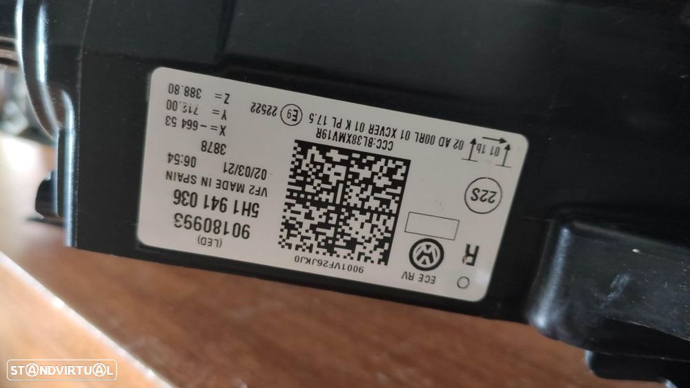 farol direito full Led Golf 8 - 15