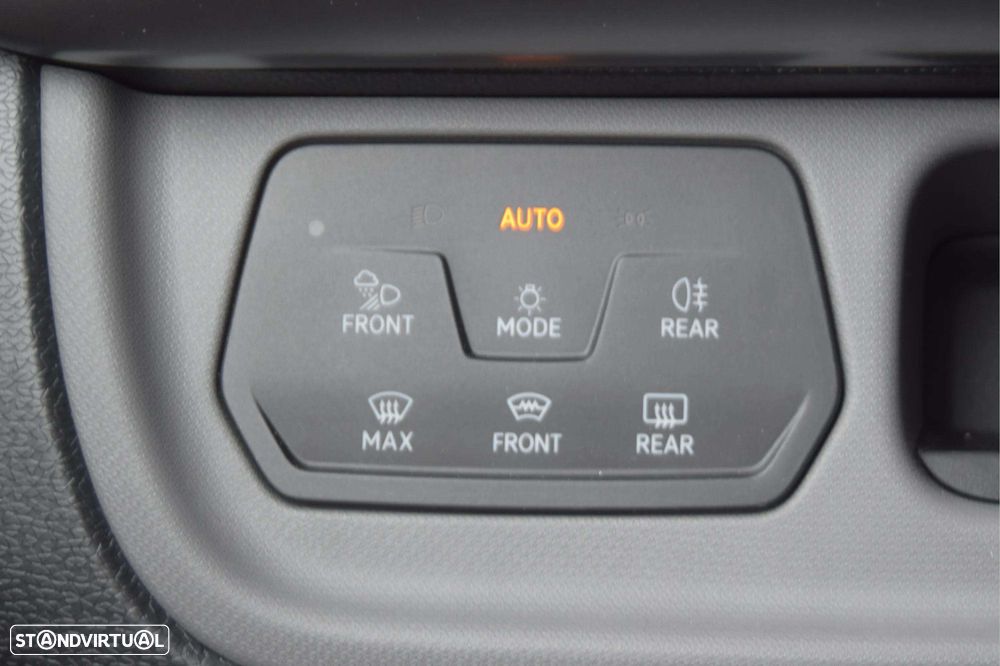 VW ID.Buzz 91 kWh Pro - 38