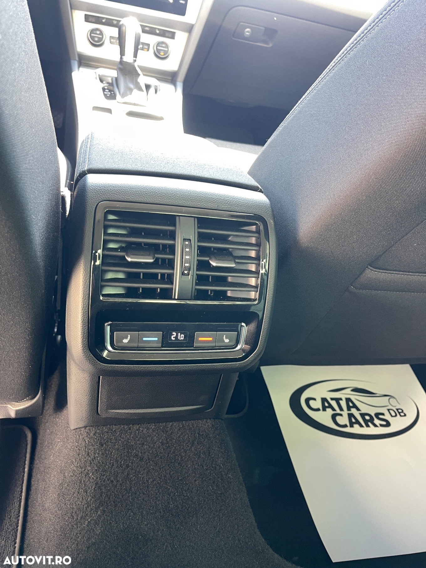 Volkswagen Passat - 27