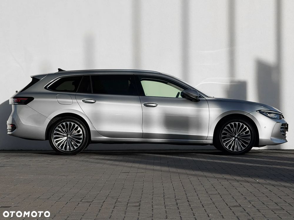 Volkswagen Passat 2.0 TDI SCR Elegance DSG - 3