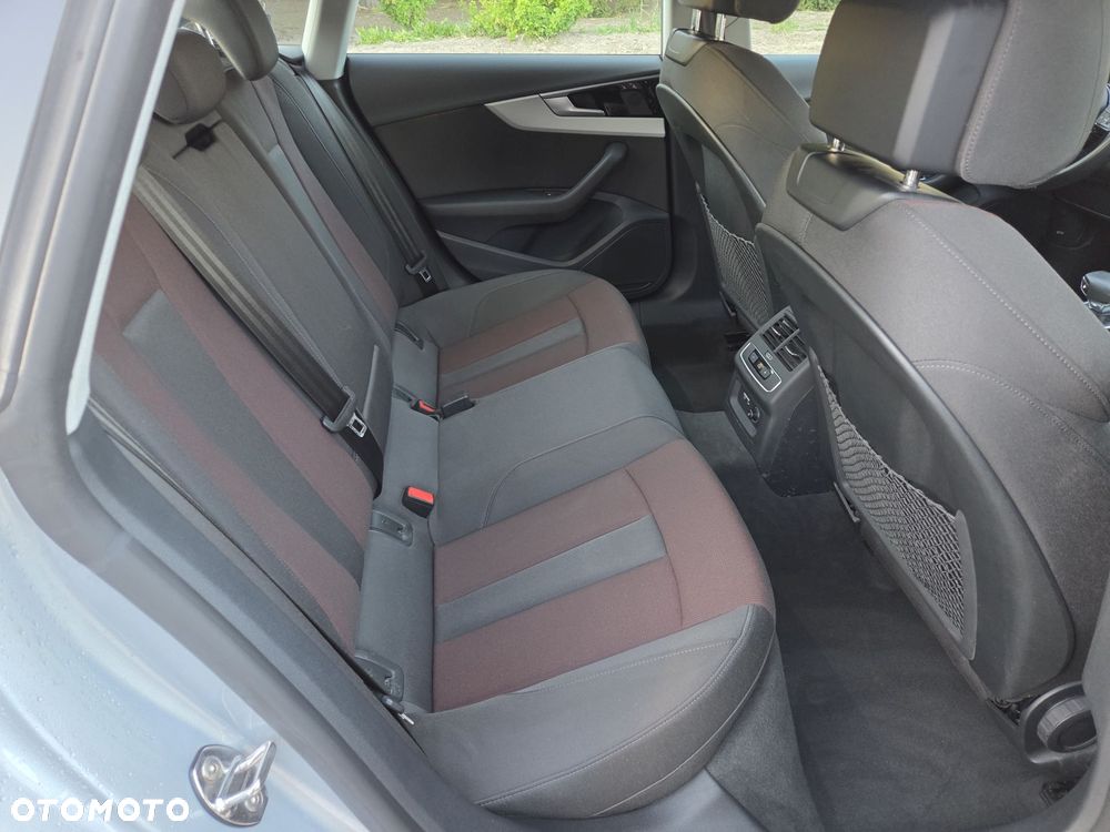 Audi A5 Sportback 35 TFSI S tronic sport - 9