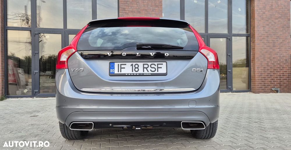 Volvo V60 D6 Plug-In-Hybrid AWD Geartronic Summum - 29