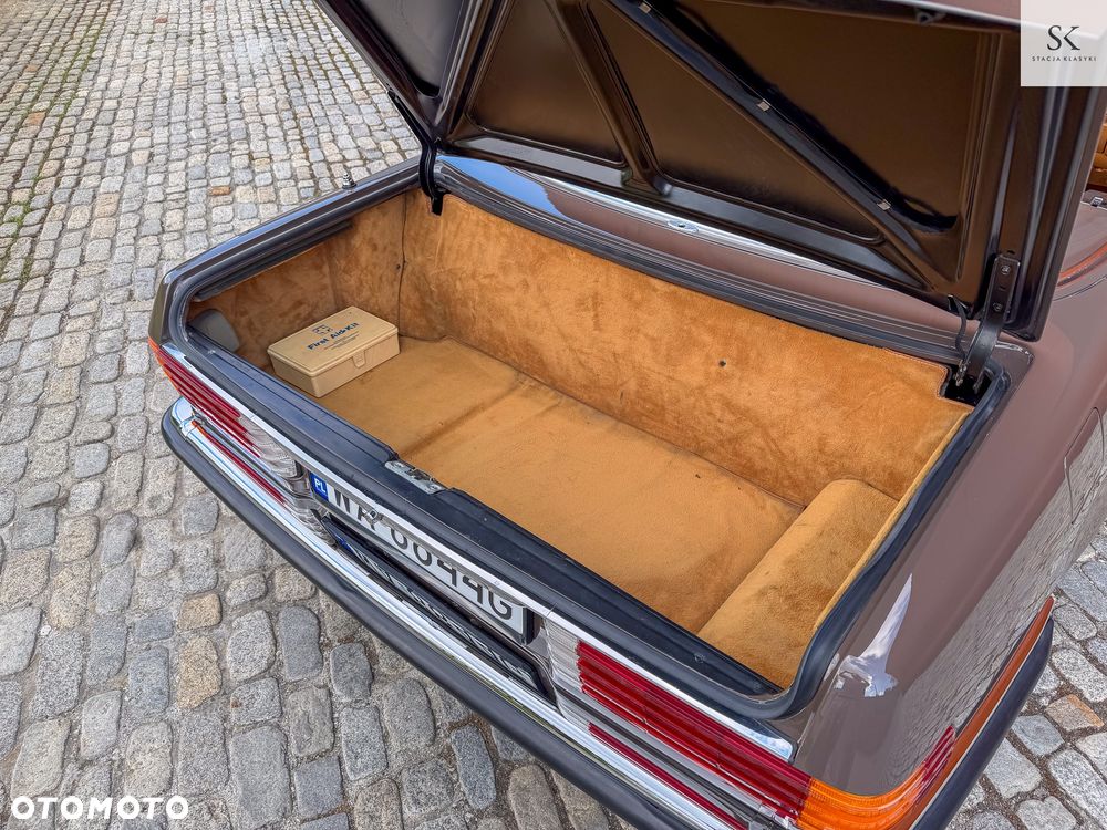 Mercedes-Benz SL - 25