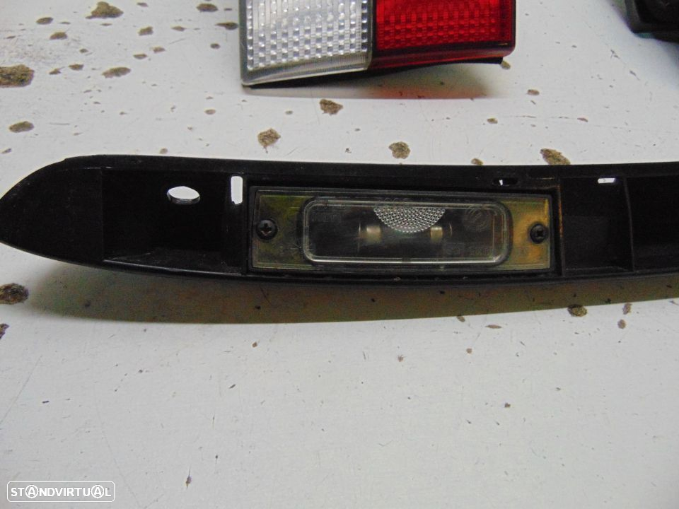 Fiat punto cabriolet farolins da mala/Pega da mala com as luzes de matrícula - 5
