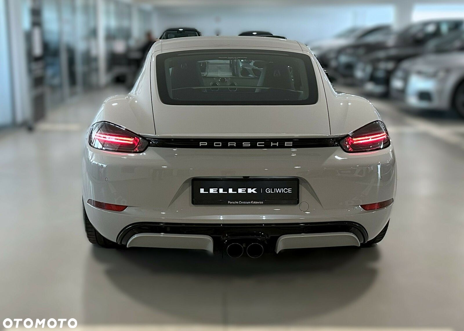 Porsche 718 Cayman - 5
