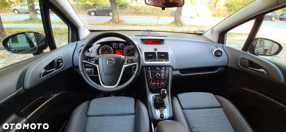 Opel Meriva 1.4 Design Edition - 9