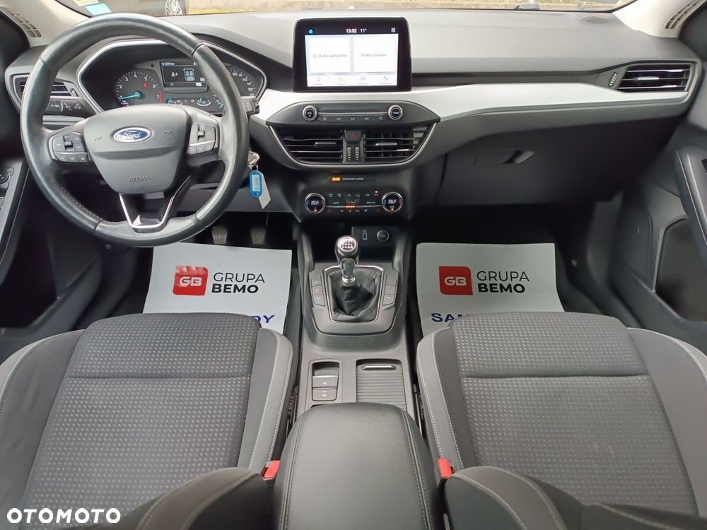 Ford Focus 1.0 EcoBoost Trend Edition Business - 11