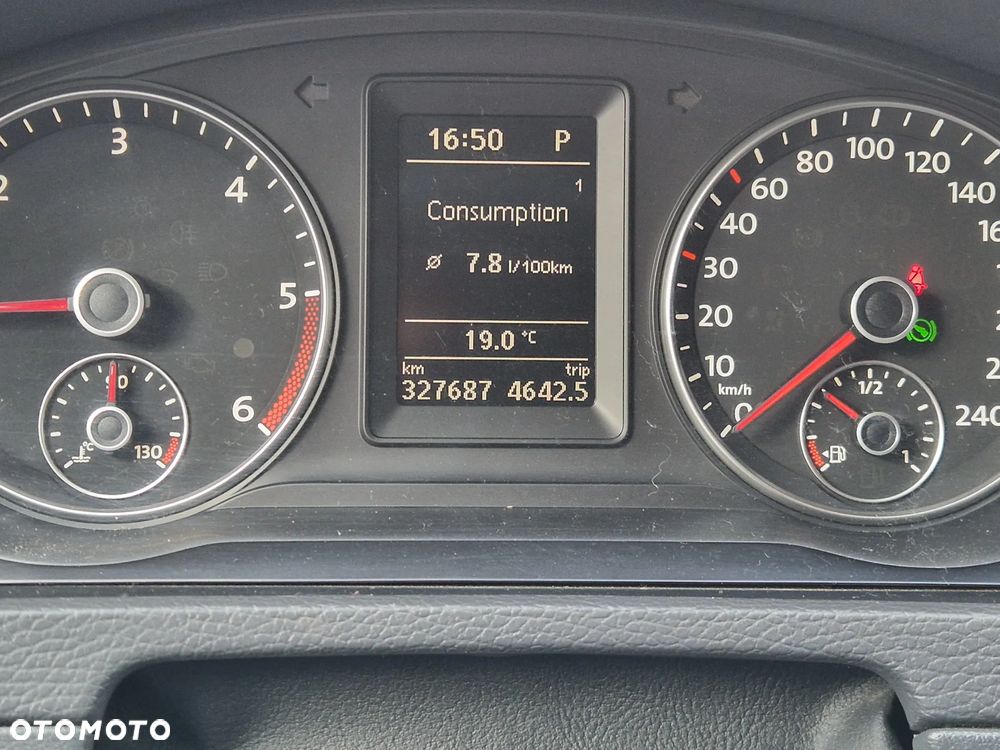 Volkswagen Multivan - 19