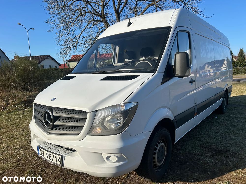 Mercedes-Benz Sprinter - 16