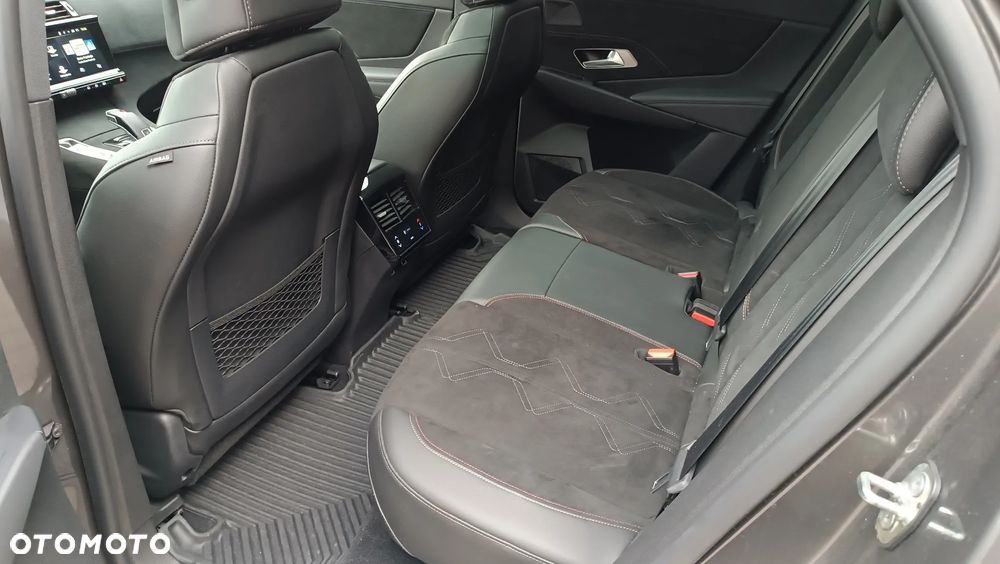 DS Automobiles DS 7 Crossback - 10