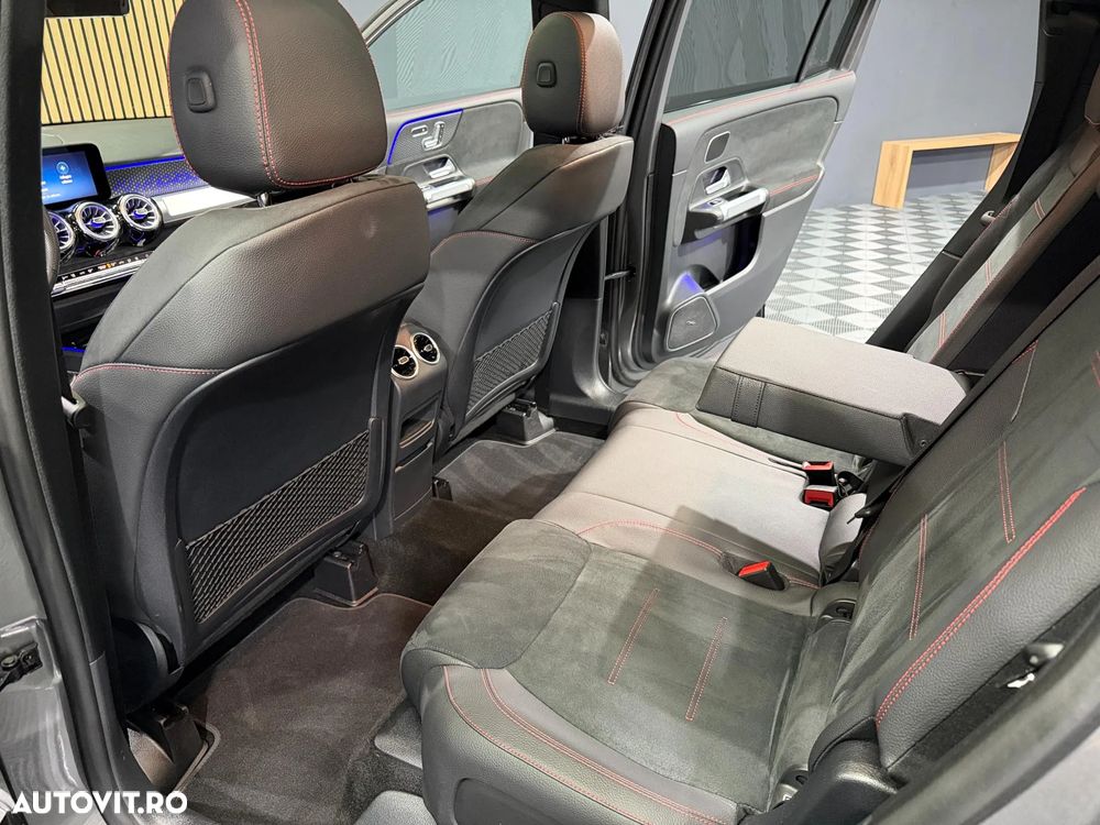 Mercedes-Benz GLB - 27