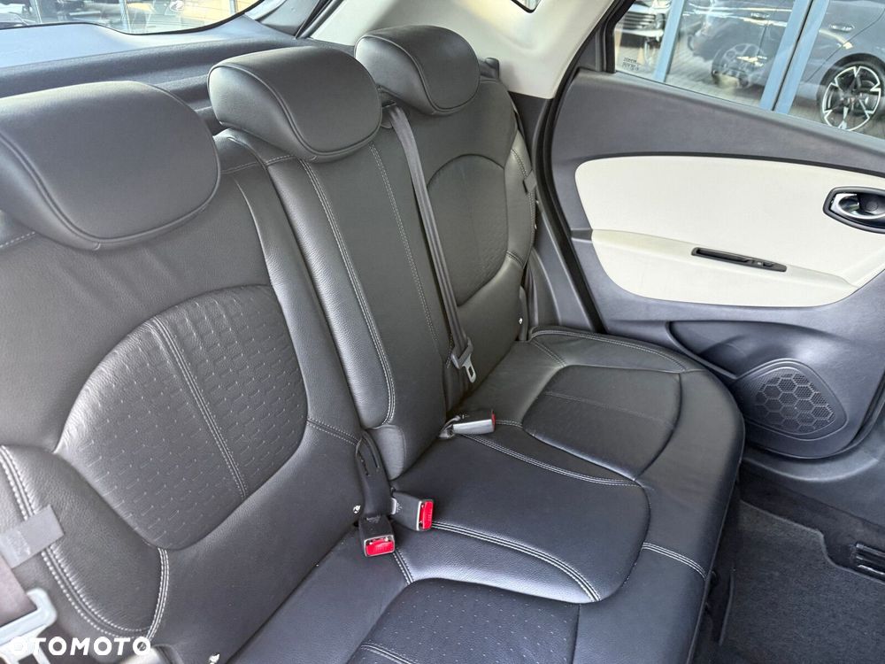Renault Captur - 14