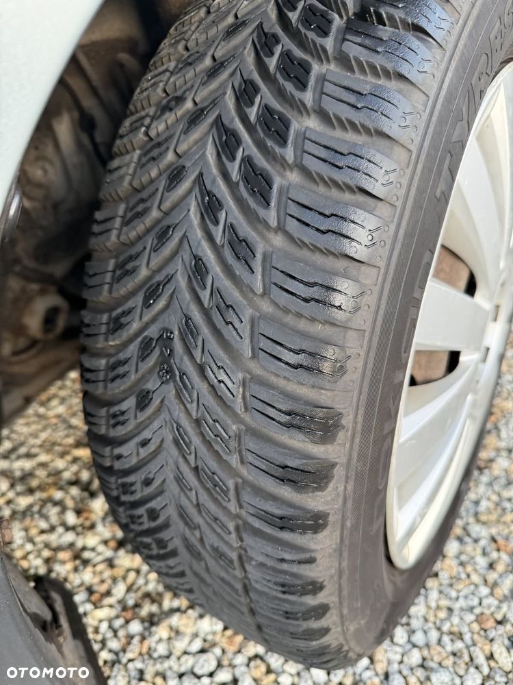 Toyota Yaris 1.3 VVT-i Sol - 14