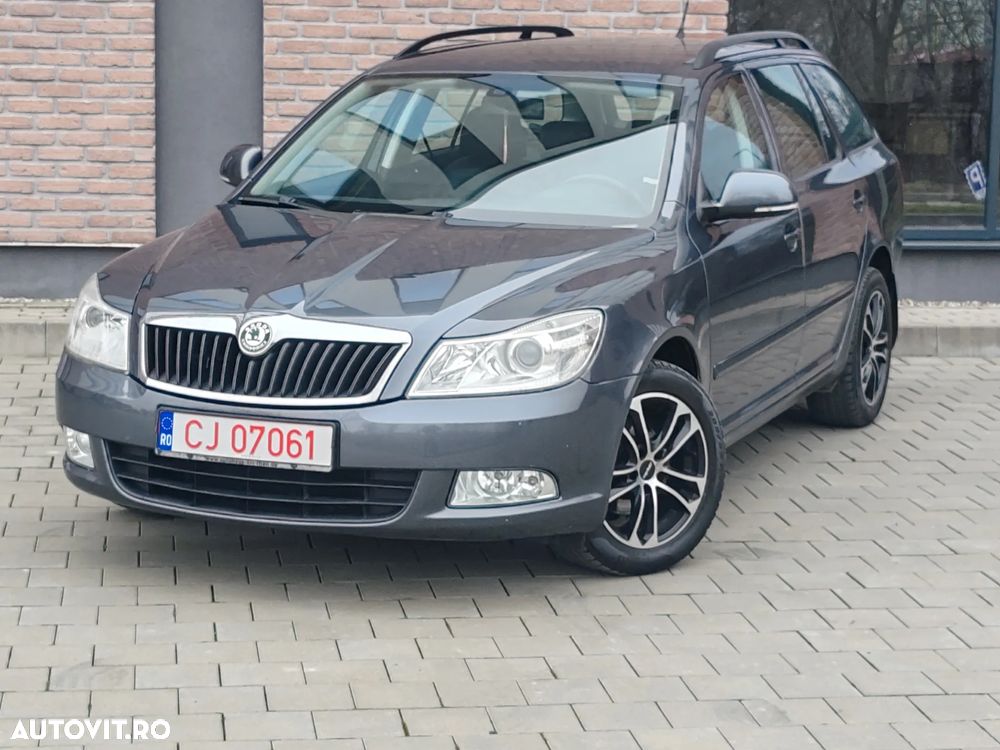Skoda Octavia 1.6 TDI DPF Ambiente - 1