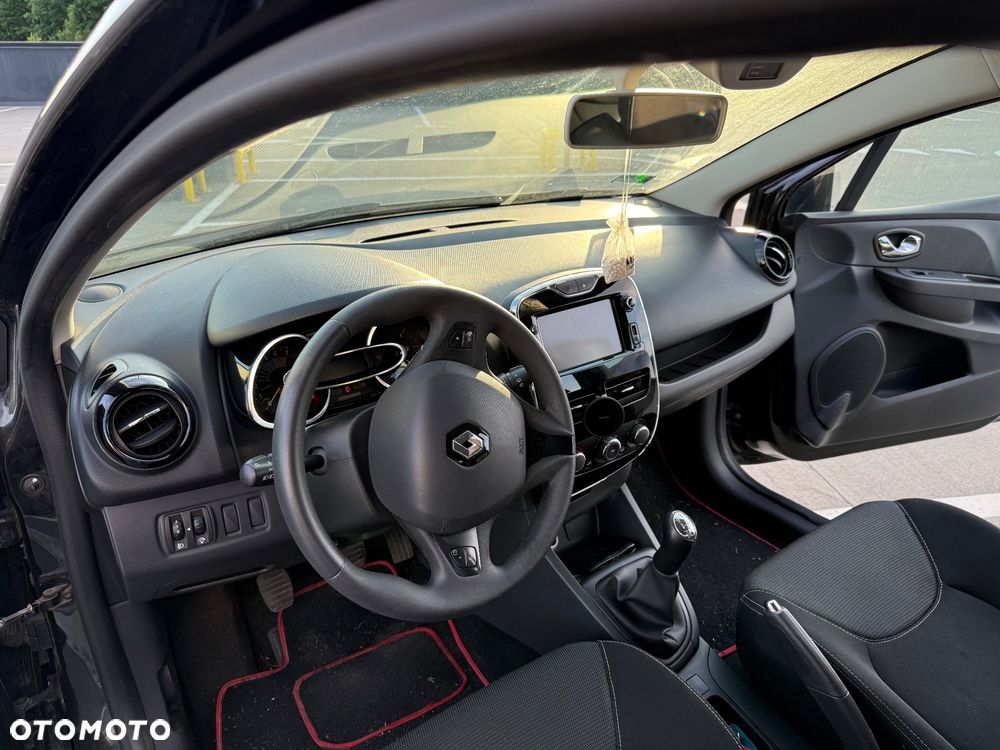 Renault Clio 1.2 16V Authentique - 15