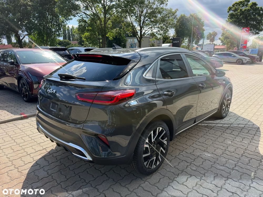 Kia XCeed 1.6 T-GDI M DCT - 4
