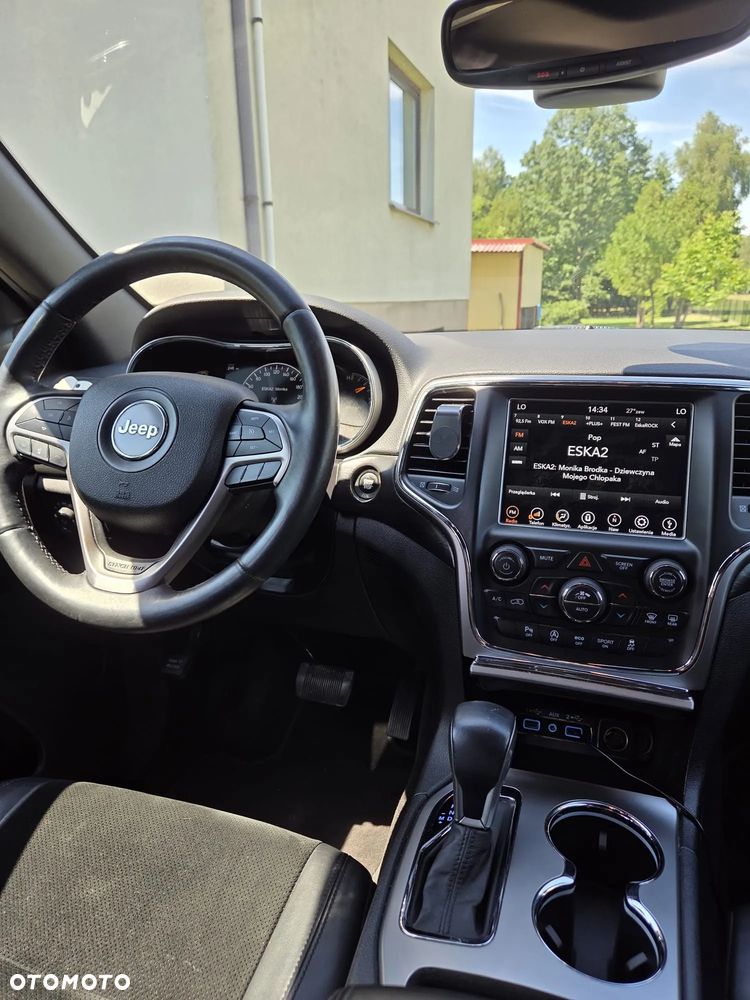 Jeep Grand Cherokee 3.6 V6 Laredo - 8