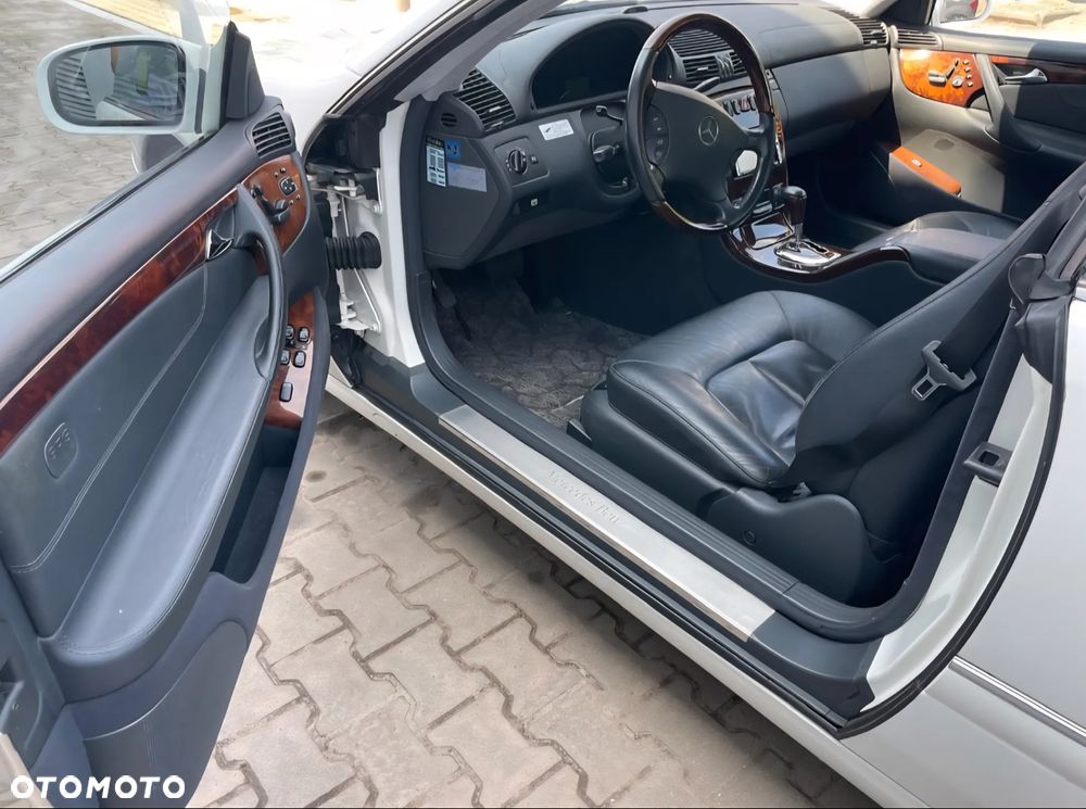 Mercedes-Benz CL 500 - 26