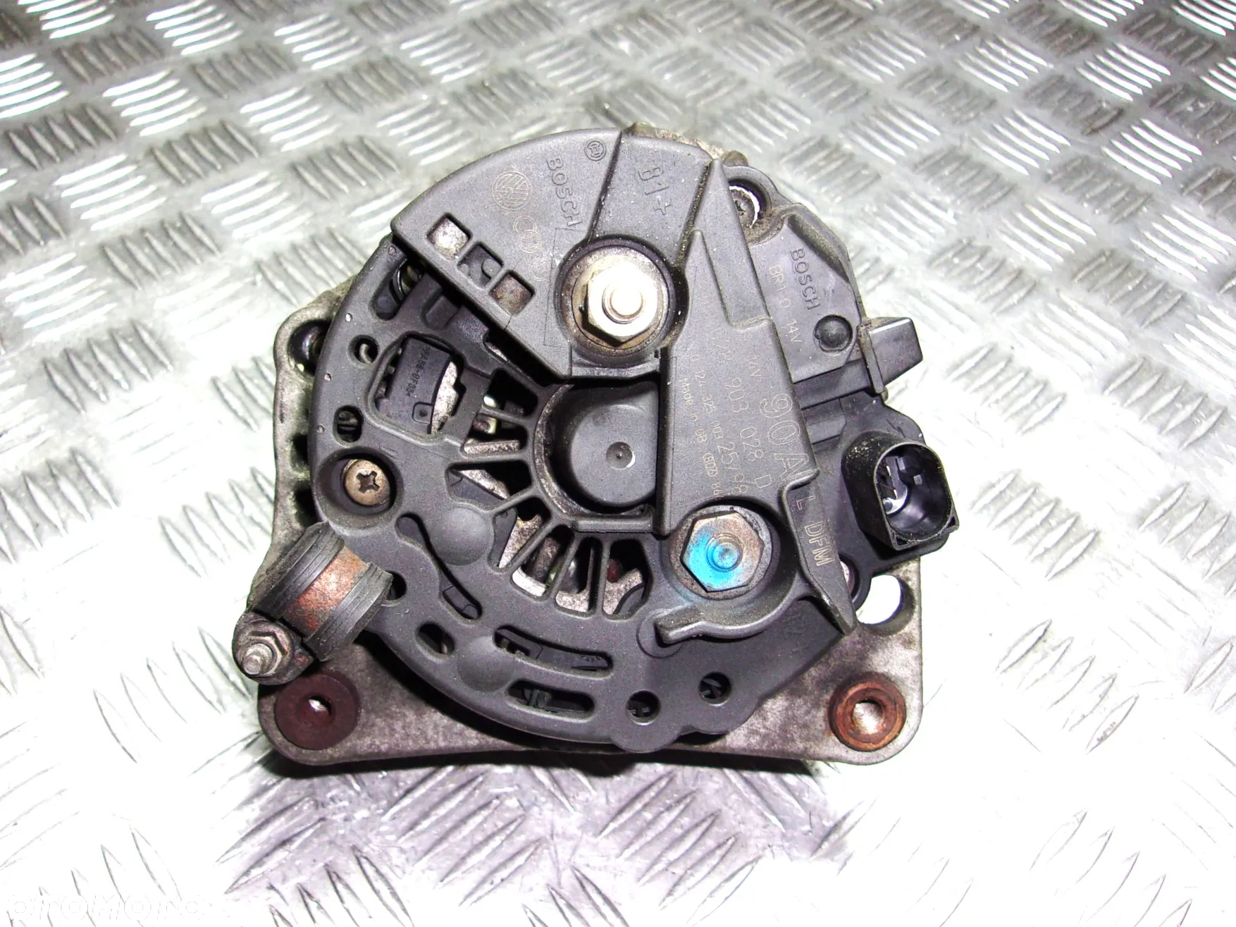 Bora Golf IV Polo 9N Transporter V alternator 1.4 1.6 1.8 1.9TDI 2.0 2.3 2.8 - 3