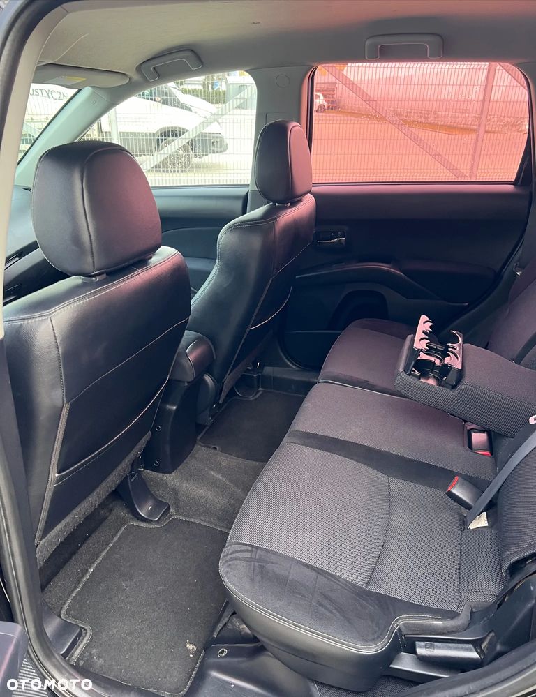 Citroën C-Crosser 2.2 HDi Exclusive - 8