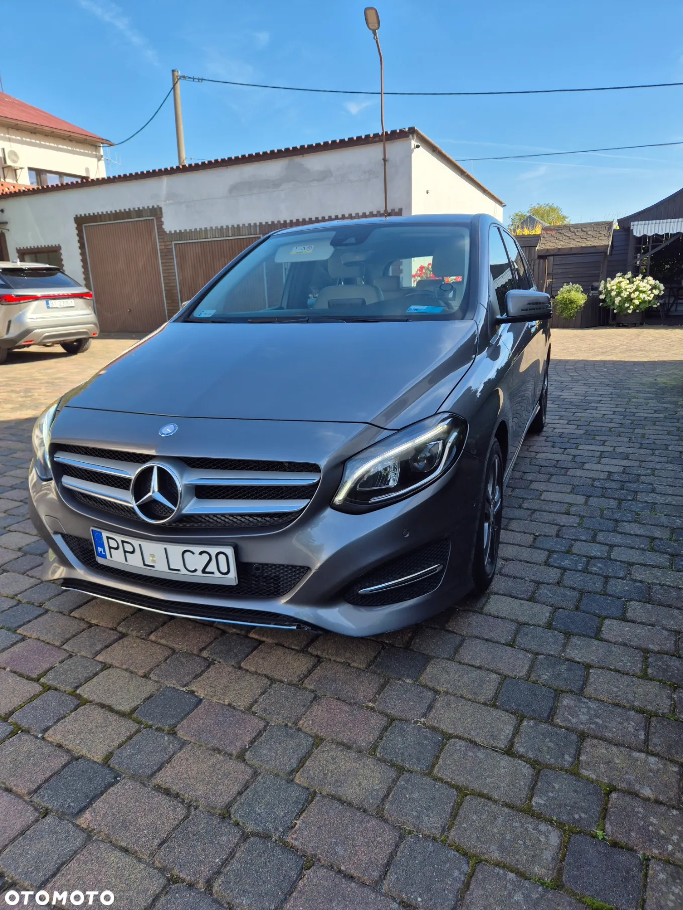 Mercedes-Benz Klasa B 180 7G-DCT - 5