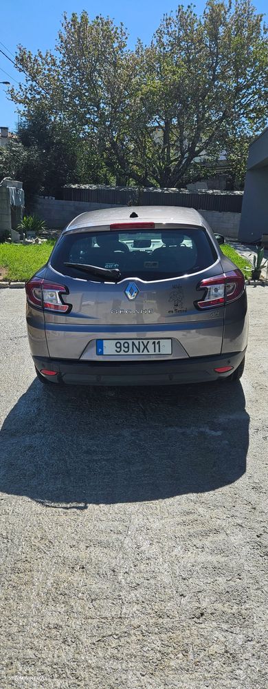 Renault Mégane Sport Tourer 1.5 dCi Dynamique - 4
