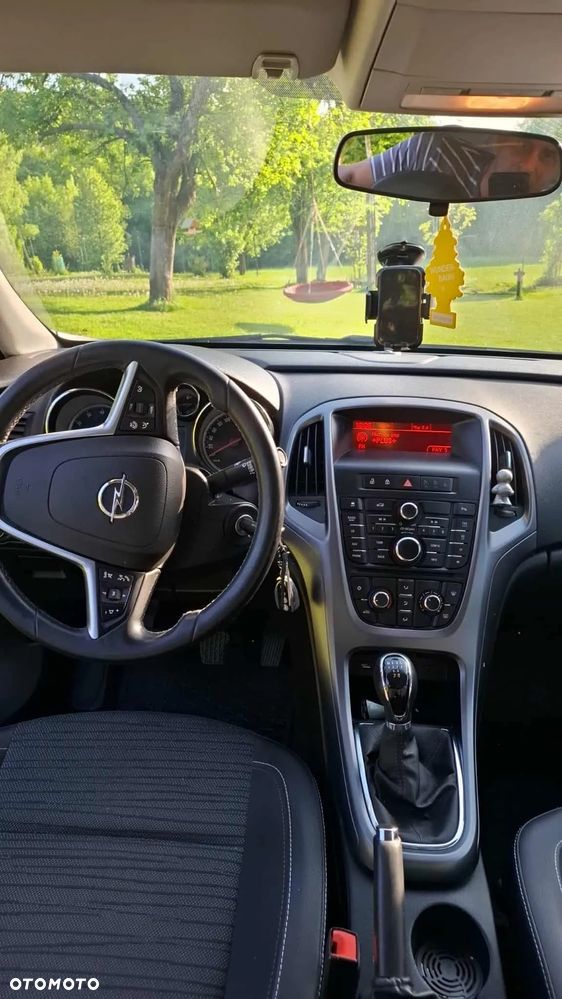 Opel Astra IV 1.6 Essentia EU6 - 9