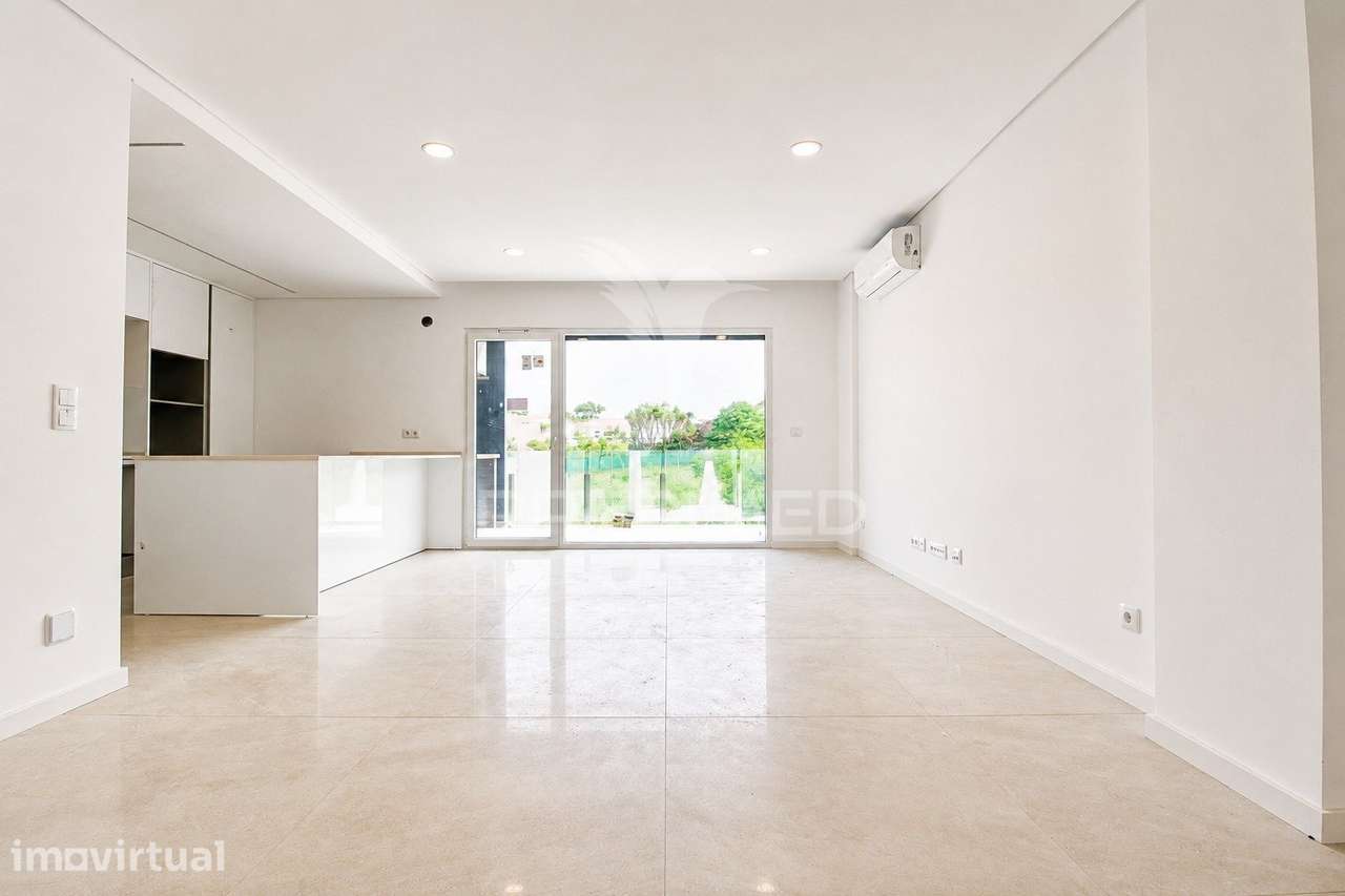 Apartamento T2 - Grande imagem: 2/18