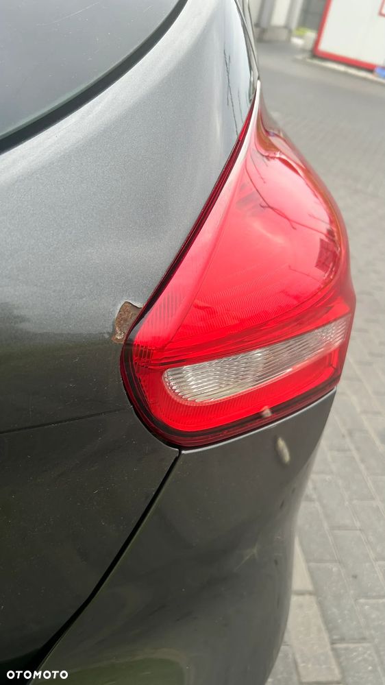 Ford Focus 1.6 Trend - 14