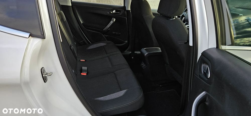 Peugeot 2008 PureTech 82 Allure - 9